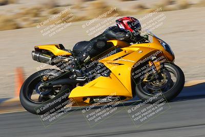 media/Jan-08-2022-SoCal Trackdays (Sat) [[1ec2777125]]/Turn 11 (215pm)/